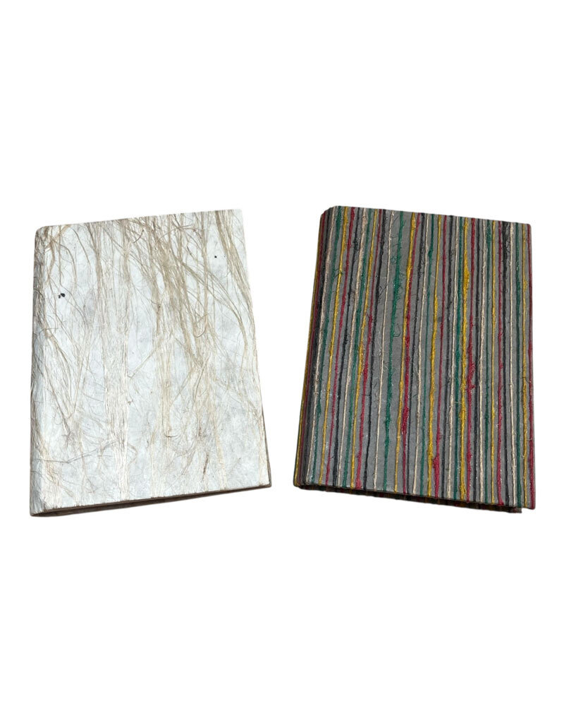 Carnet de notes en papier lokta décoré de fils de jute