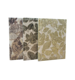 TH118 Cahier avec un motif de feuilles 21x15 cm