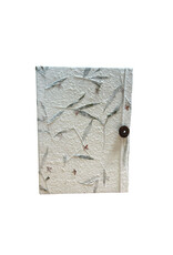 Keepsake box, closure string and button