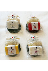 Porcelain dish with soap / loofah sponge