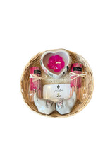 . Panier avec encens, bougie, savon