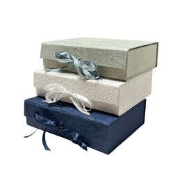 TH022 - Keepsake box with tree bark