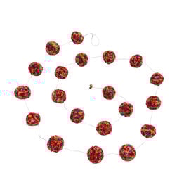 NE520 - Garland with pompom balls