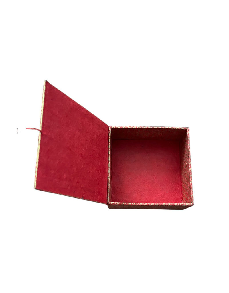 NE182 - Quadratische Schachtel aus Lokta-Papier