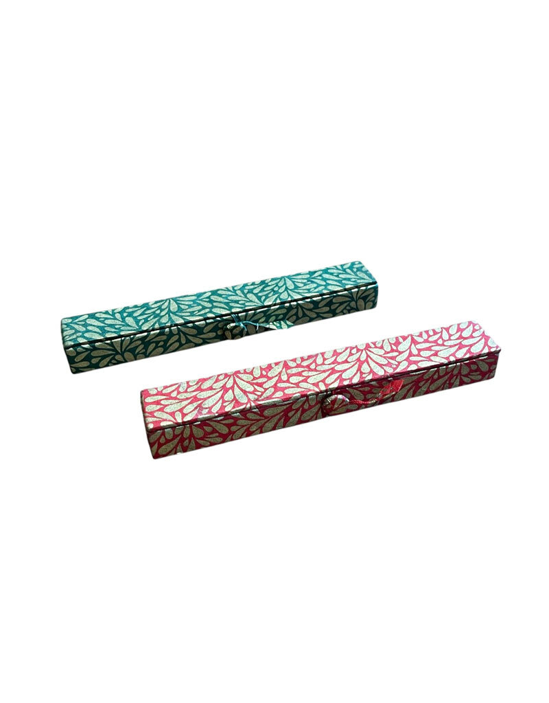 Oblong box made of lokta paper