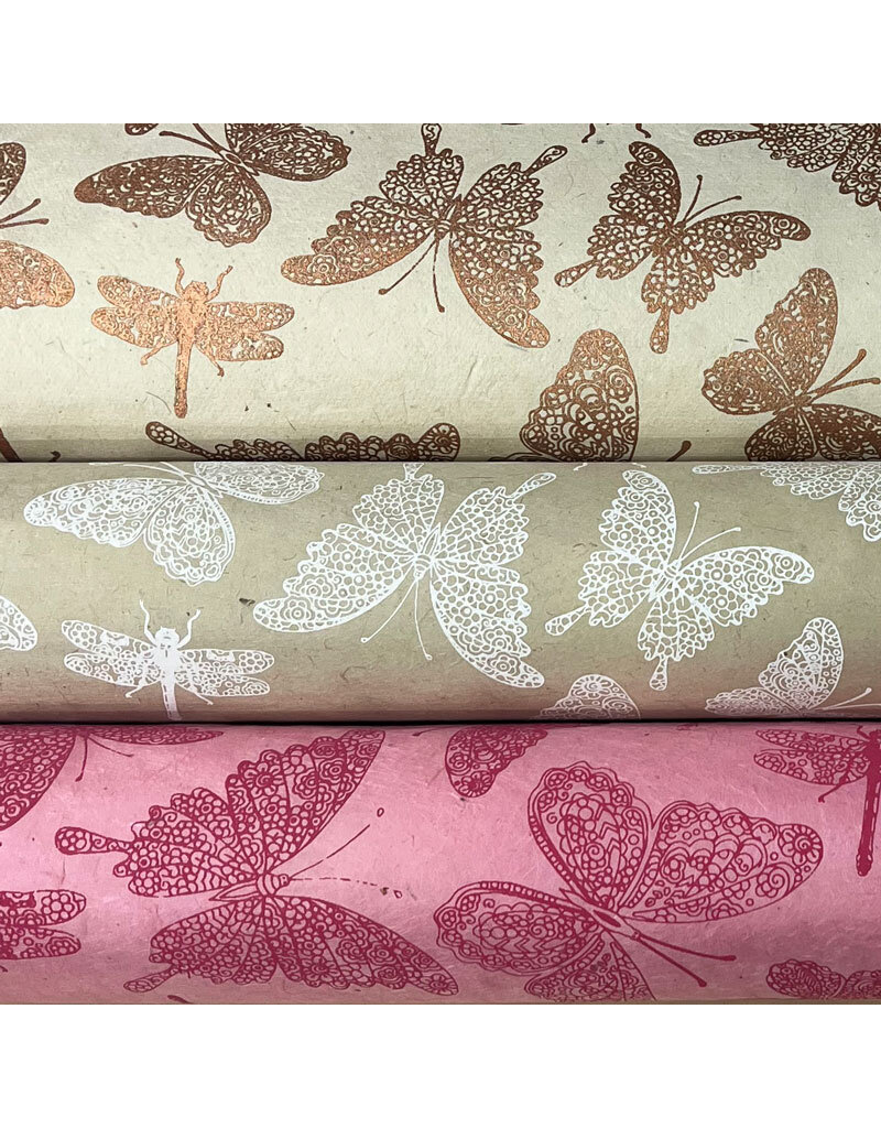 NE856 - Lokta papier met  libelle/vlinderprint