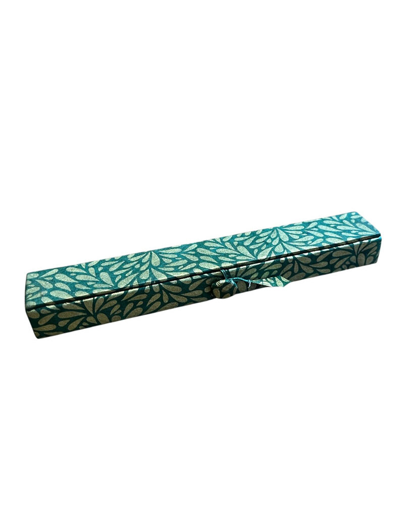 Oblong box made of lokta paper