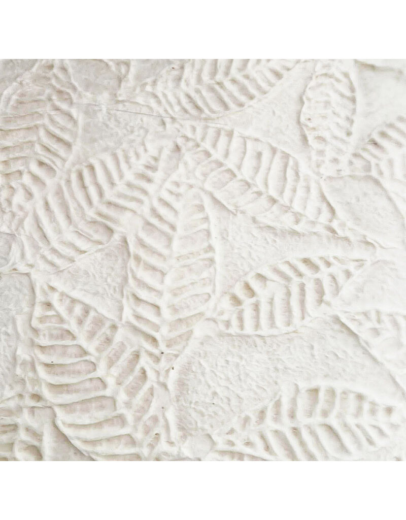 Papier mûrier avec motif de feuilles gaufrées