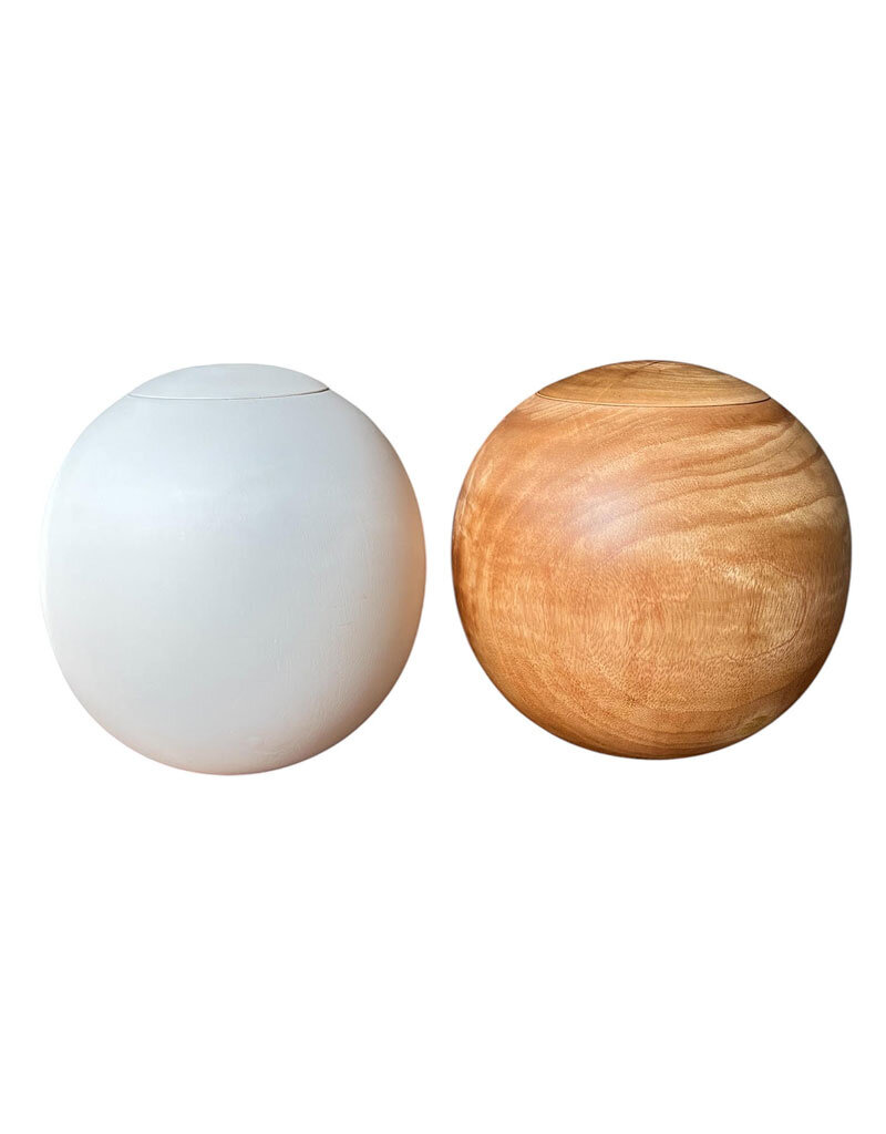 TD520 - Mango wood urn 23x23cm