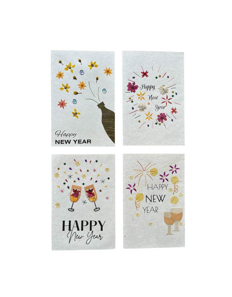 . Set 4 cards/envelopes Happy New Year