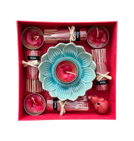 TH164 set with lotus, incense and wax light