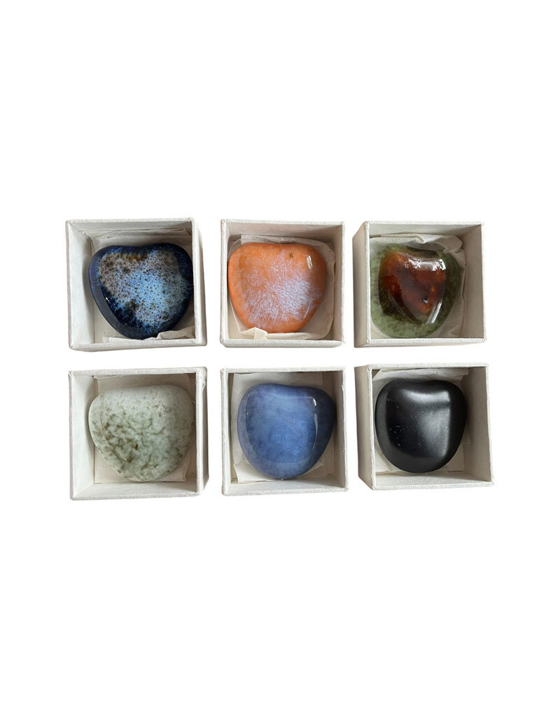 TH047 - Ceramic heart-shaped keepsake stone