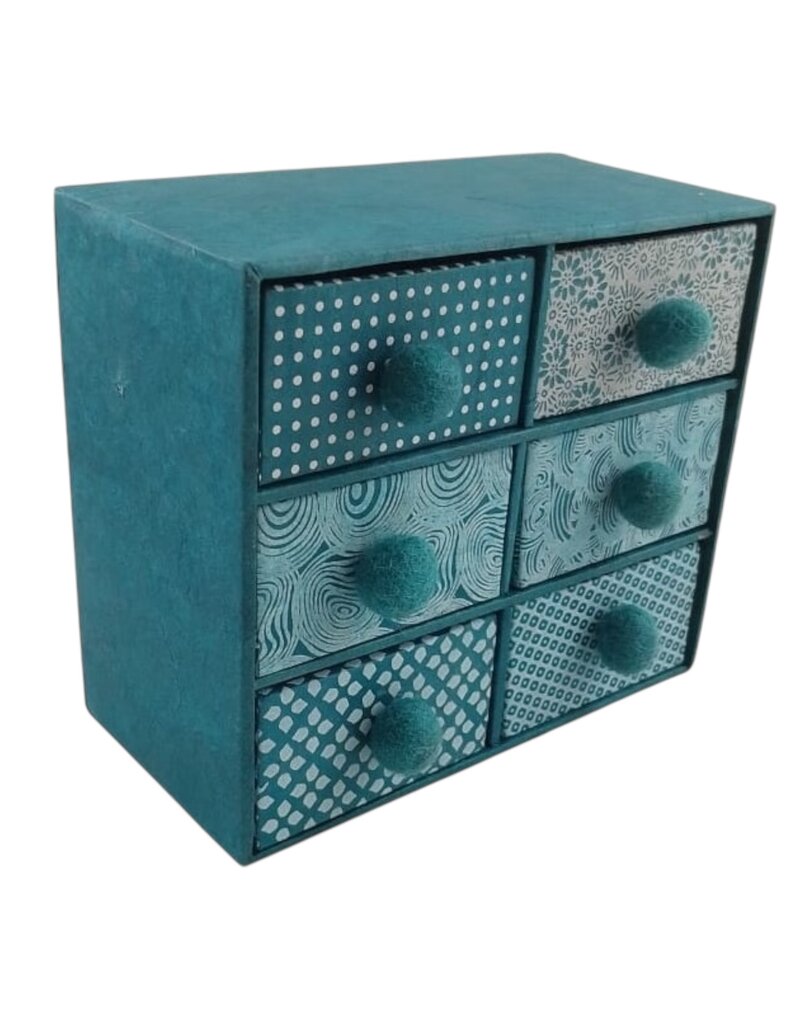 NE235 - Box made of lokta paper