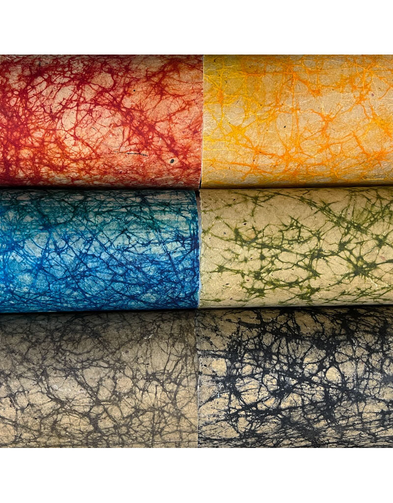 NE834 - Lokta papier met batik