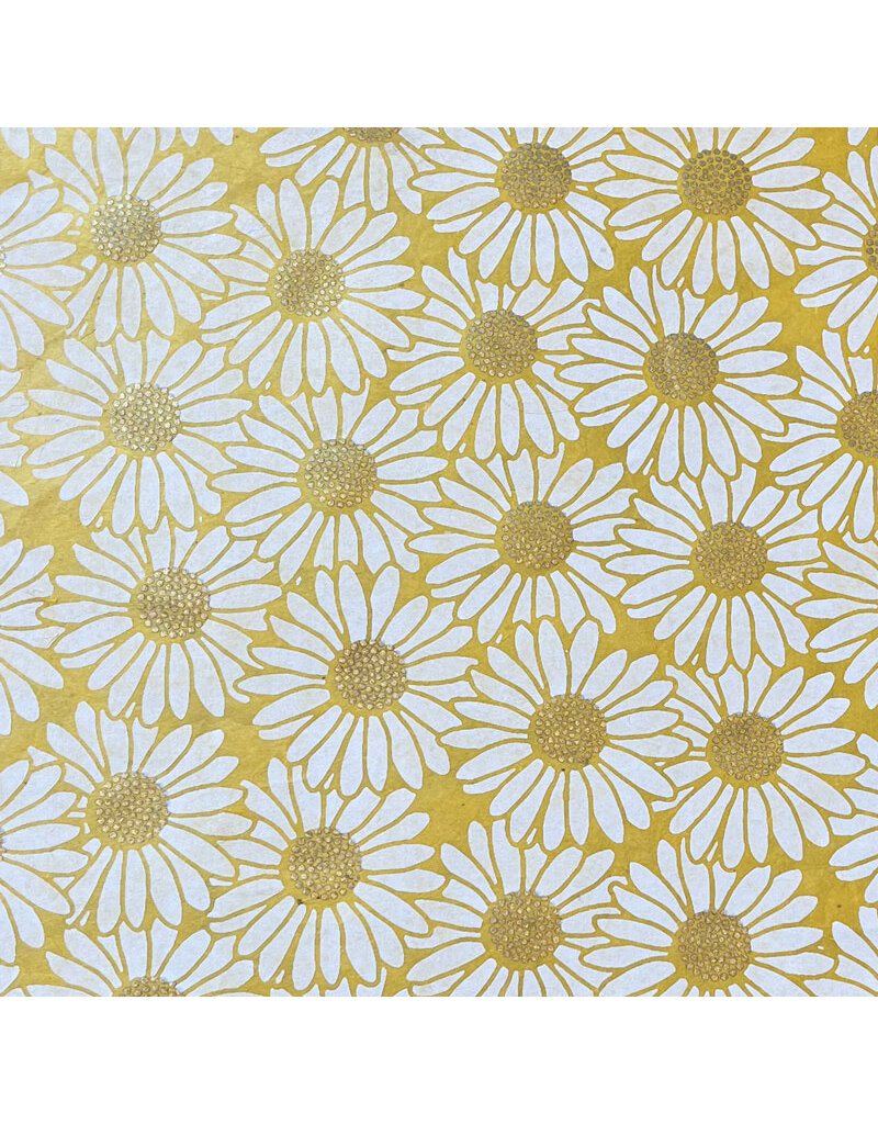 NE819 - Lokta paper with daisies