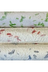 TH636 - Mulberry paper with tamarind leaves