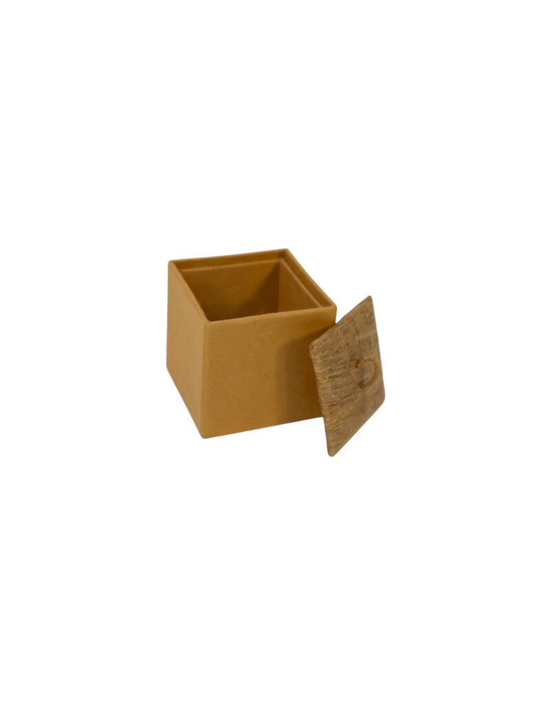 TH431 - Square box made of mulberry paper