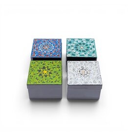 TH450 - Lackierte Schachtel 10x10 cm