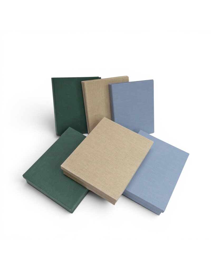 TH375 - Set of a box and register, linen