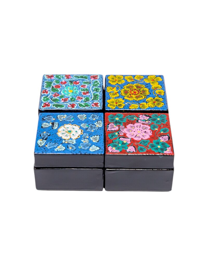 TH448 - Lacque doosje 5x5 cm