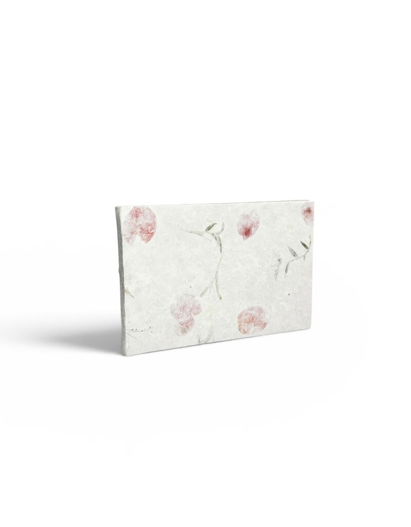 TH224 - Album with mulberry cover