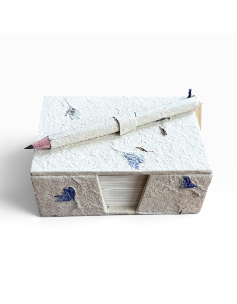 NE184 - Boîte en papier Lokta avec des petits mots