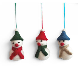 NE526 - Petits pères Noël en feutre