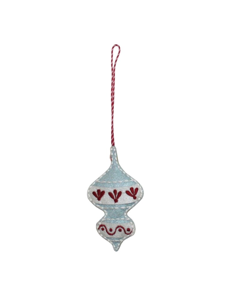 AE520 - Set of 6 felt Christmas decorations