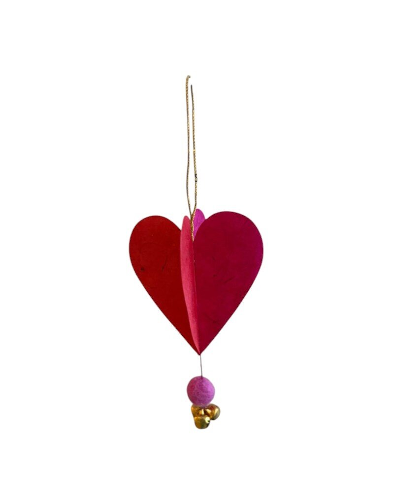 NE517 - pendant with a bell