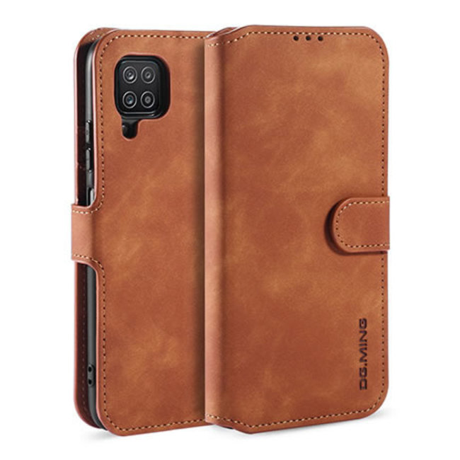 CaseMe - Samsung Galaxy A12 Hoesje - Magnetisch 2 in 1 Case - Ming Serie - Leren Back Cover - Licht Bruin