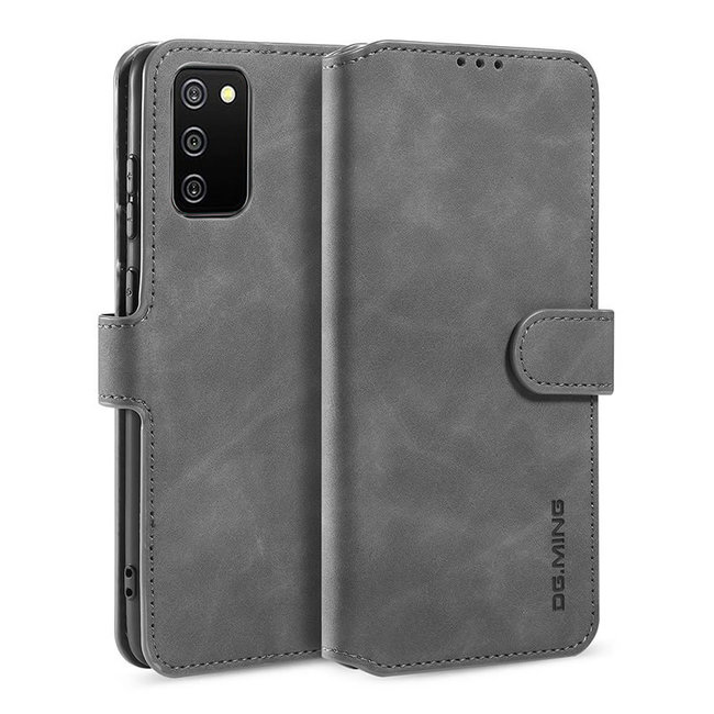 CaseMe - Samsung Galaxy A02s Hoesje - Met Magnetische Sluiting - Ming Serie - Leren Book Case -Grijs