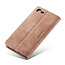 CaseMe - Telefoonhoesje geschikt voor iPhone SE 2022 - Wallet Book Case - Magneetsluiting - Bruin