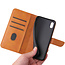 iPhone Xs Max Case - Wallet Book Case - Magnetische sluiting - Ruimte voor 3 (bank)pasjes - Light Brown