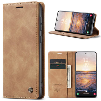 CaseMe CaseMe - Telefoonhoesje geschikt voor Samsung Galaxy S23 Plus - Wallet Book Case - Met Magnetische Sluiting - Licht Bruin