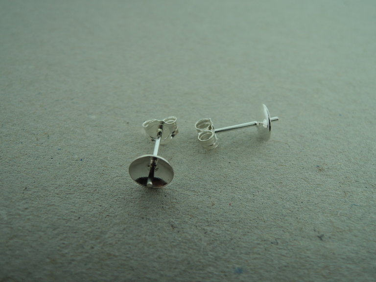 EAST06 OORSTEKER CAP MET PIN  (per 10 paar) Ag925 6MM ROND