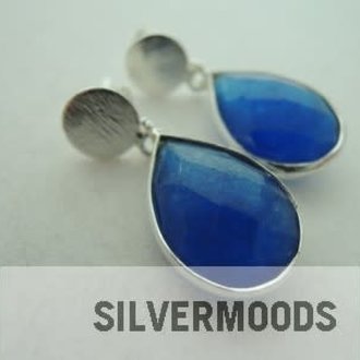 OZ0536 OORSTEKER Ag925 ONIX BLAUW 15X10MM DRUPPEL