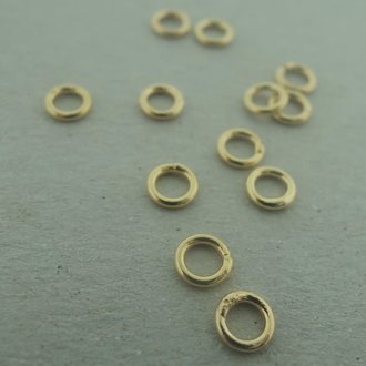 GPENLC41-08 (per 50 stuks)  GESLOTEN OOG Ag925 VERGULD 4.1MM DIAMETER 0.8MM DRAADDIKTE