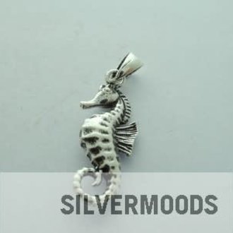 MI-PZ0032 HANGER Ag925 18MM ZEEPAARDJE MET BEUGEL