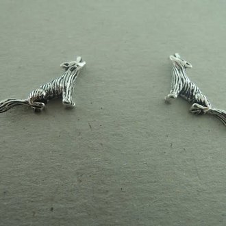 MI-OZ0004 OORSTEKER Ag925 8MM WOLF