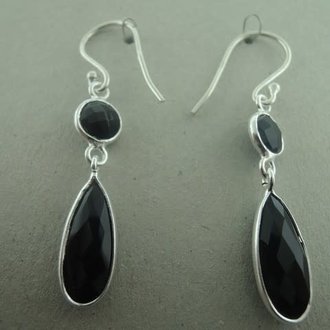 P59 OZ0354 OORHAAK Ag925 ONIX ZWART 27MM ROND+DRUPPEL