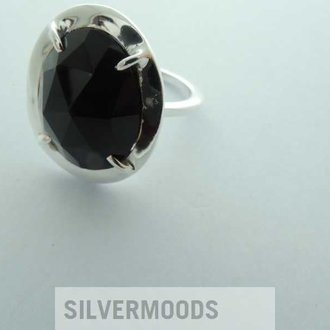 p20 RZ0109 RING Ag925 ONIX ZWART 17X14MM