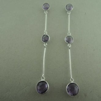 P109 OZ0787 OORSTEKER Ag925 AMETHIST PAARS 7.5CM ROND