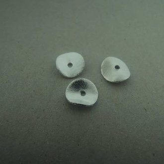 BPRTW08 KRAAL Ag925 8MM ROND GEBOGEN MIDDEN GEBOORD (per 20 stuks)