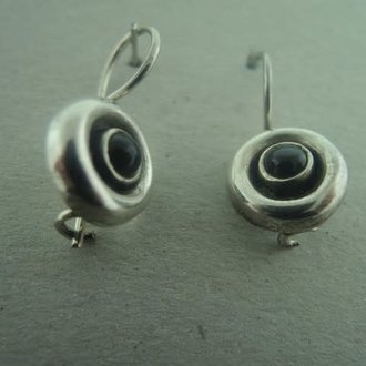 OZ0795 OORHAAK Ag925 ONIX ZWART 11MM ROND