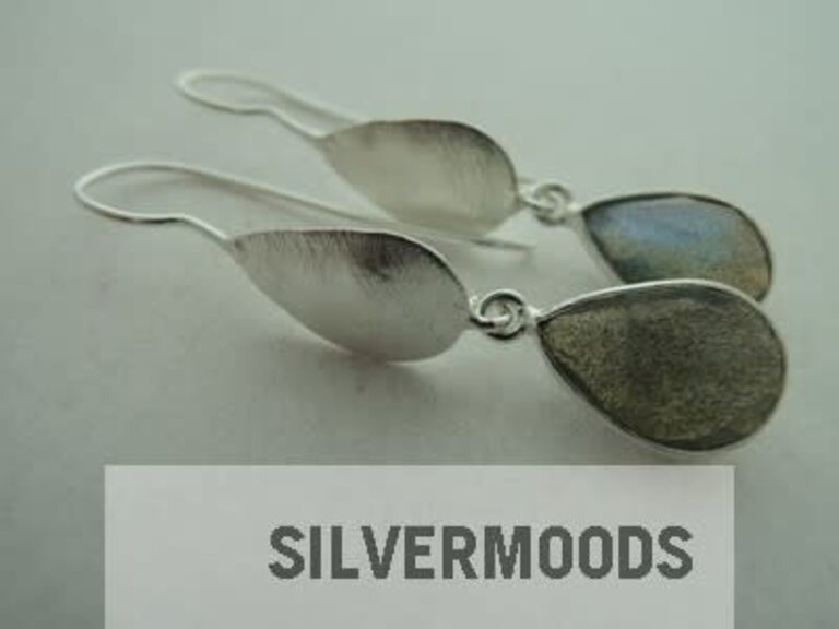 P63 OZ0544 OORHAAK Ag925 LABRADORIET GRIJS 45MM DRUPPEL