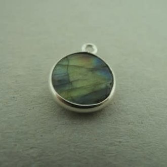 A1010 HZ0006 HANGER Ag925 LABRADORIET GRIJS   10MM ROND MET OOG