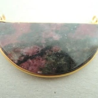 A2040 HG0025 HANGER Ag925 VERGULD RODONIET ROOS 40X20MM HALVE MAAN MET 2 OGEN