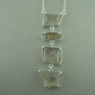 P147 KZ0034 Ag925 RUTIELKWARTS GOUD 5.5CM ONREGELMATIG