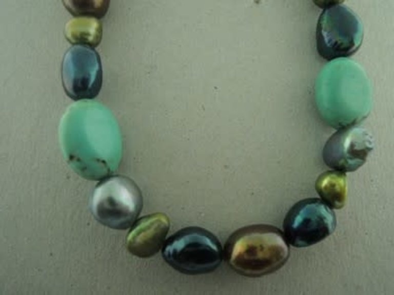 KZ0046 KETTING ZOETWATERPAREL TURKOOIS 42CM ONREGELMATIG