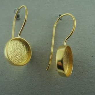 GPEAHO79 OORHAAK MET ZETKAST (per 3 paar) Ag925 VERGULD 10MM ROND